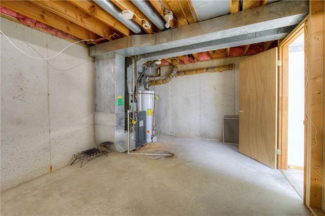 236 SW Raintree Drive, Lee's Summit, MO 64082