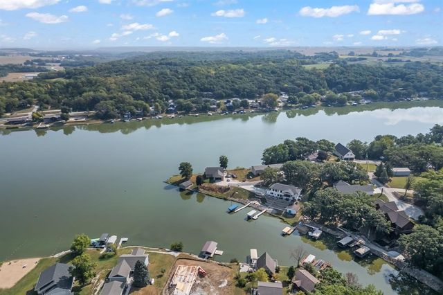 8111A Oak Ridge Drive, Dexter, IA 50070