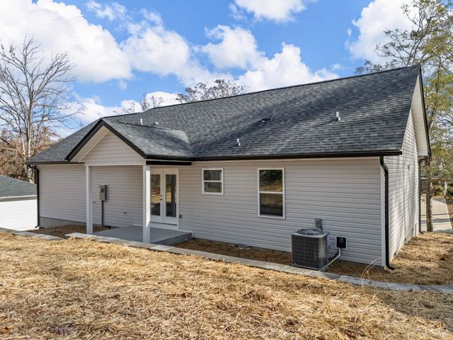 517 Pennwood Drive, Spartanburg, SC 29306