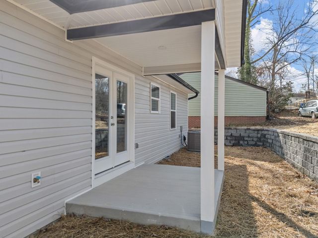 517 Pennwood Drive, Spartanburg, SC 29306