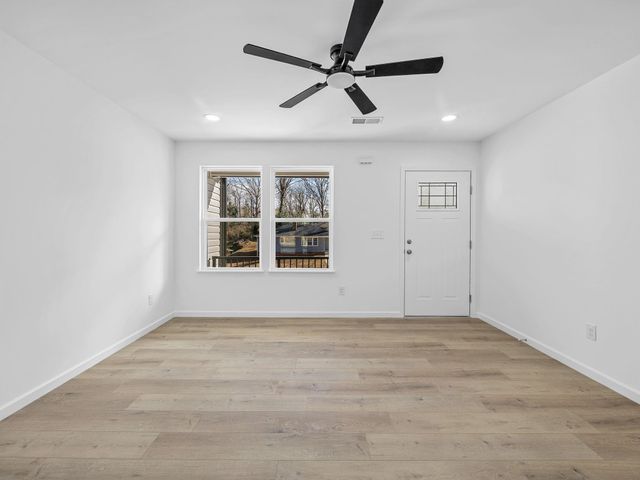 517 Pennwood Drive, Spartanburg, SC 29306