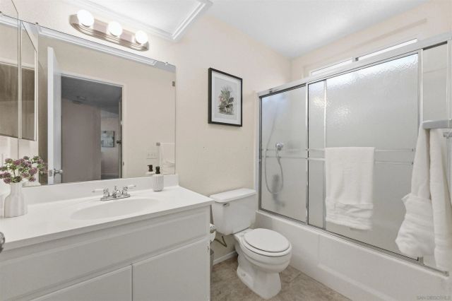 3067 Charwood Ct, Spring Valley, CA 91978