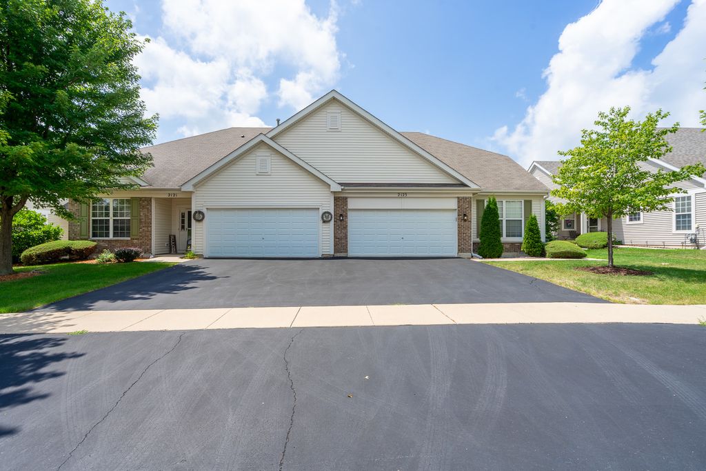 2123 Tremont Lane, Joliet, IL 60431