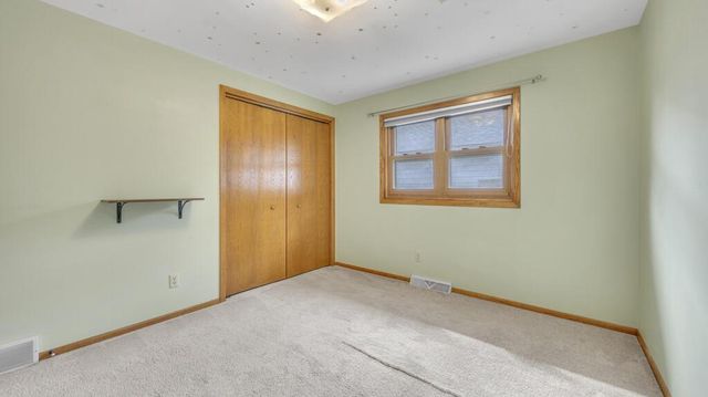 1723 Hilltop DRIVE, Sheboygan, WI 53081