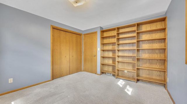 1723 Hilltop DRIVE, Sheboygan, WI 53081