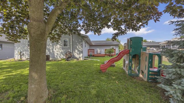 1723 Hilltop DRIVE, Sheboygan, WI 53081
