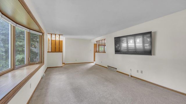 1723 Hilltop DRIVE, Sheboygan, WI 53081