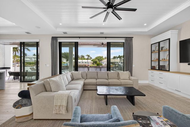 824 Shore Drive, North Palm Beach, FL 33408