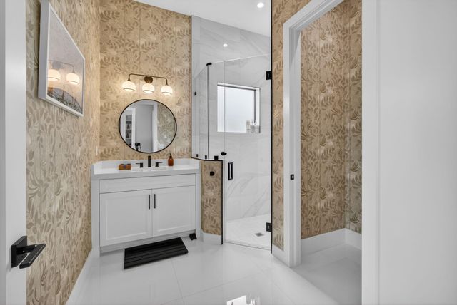 824 Shore Drive, North Palm Beach, FL 33408