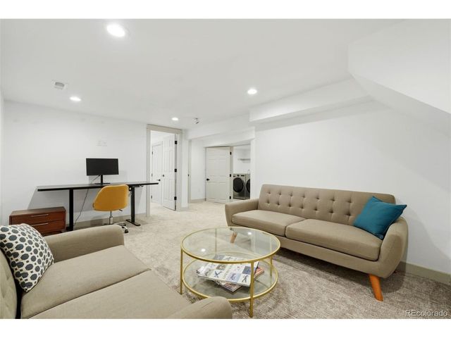 4102 S Quebec St, Denver, CO 80237