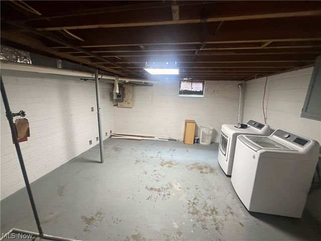 819 39th Street, Vienna, WV 26105