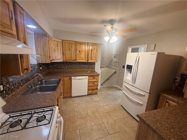 819 39th Street, Vienna, WV 26105