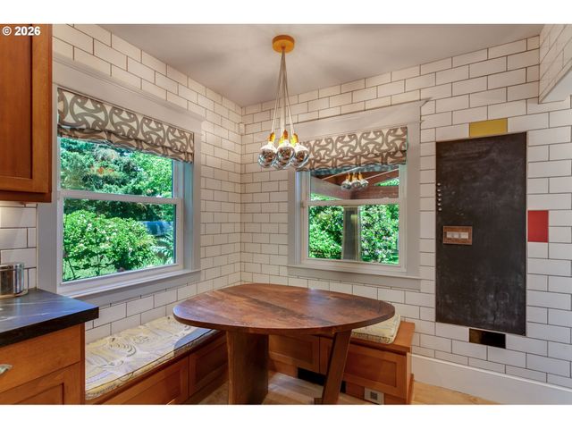 7734 N FOWLER Ave, Portland, OR 97217