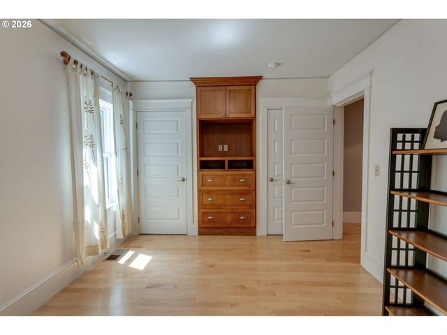 7734 N FOWLER Ave, Portland, OR 97217