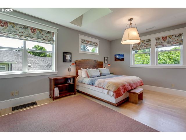 7734 N FOWLER Ave, Portland, OR 97217