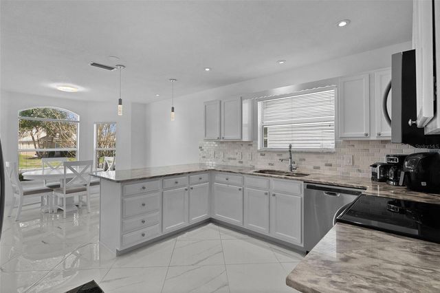 2051 PALO ALTO AVENUE, The Villages, FL 32159