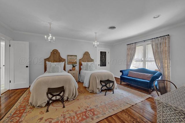 1021 SW 33RD Avenue, Amarillo, TX 79109