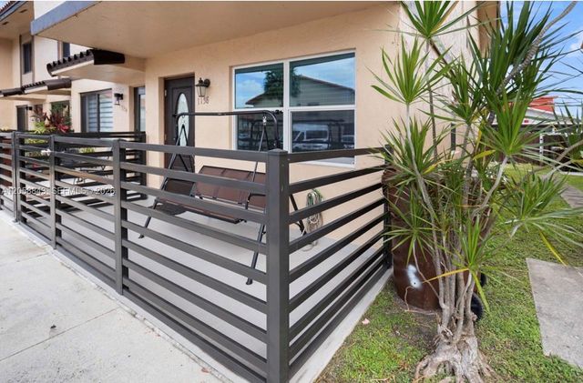 1158 W 41st Street 87, Hialeah, FL 33012