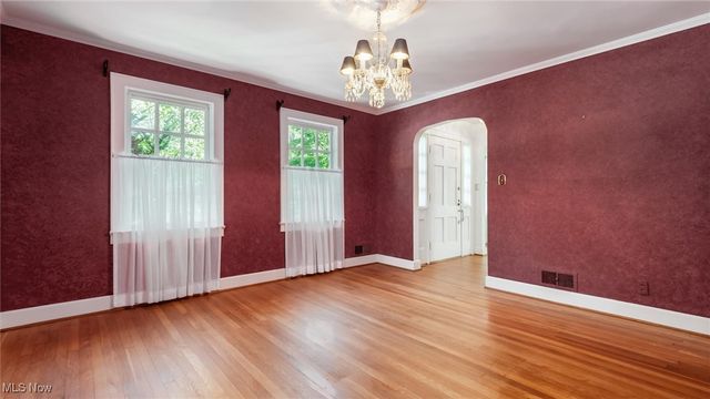 2751 E Ridgewood Circle, Zanesville, OH 43701