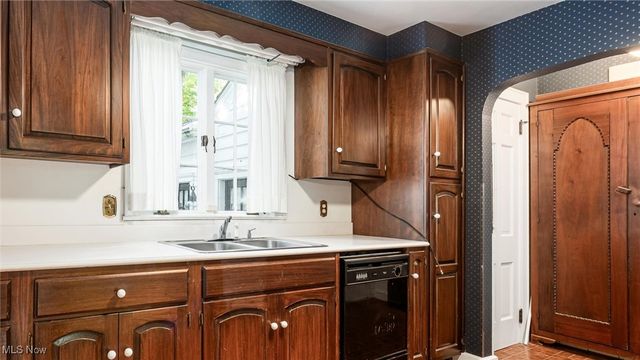 2751 E Ridgewood Circle, Zanesville, OH 43701