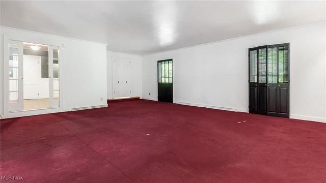 2751 E Ridgewood Circle, Zanesville, OH 43701