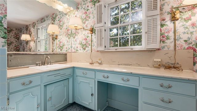 2751 E Ridgewood Circle, Zanesville, OH 43701