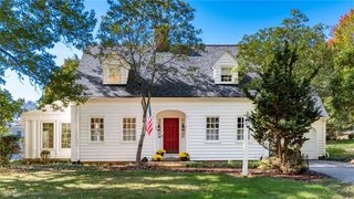 2751 E Ridgewood Circle, Zanesville, OH 43701