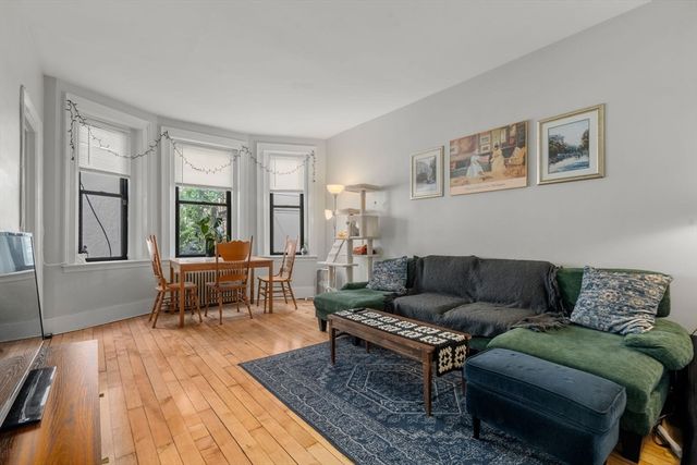 1157 Commonwealth Ave 1, Boston, MA 02134