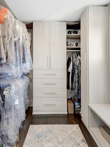 9 C St, Hull, MA 02045