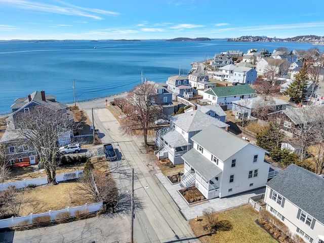 9 C St, Hull, MA 02045