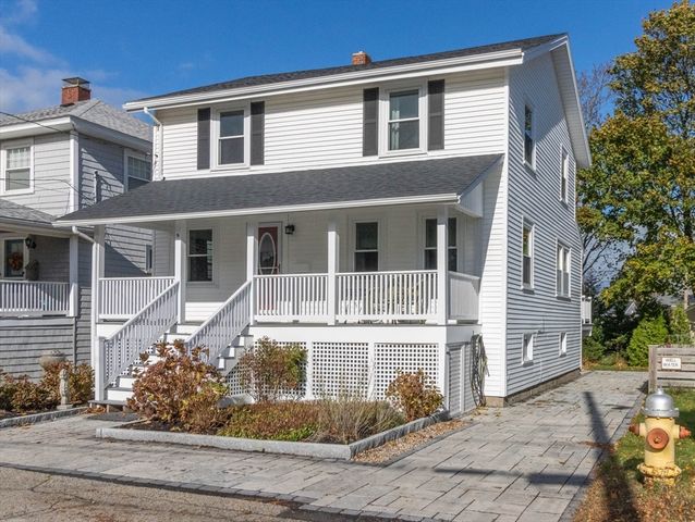 9 C St, Hull, MA 02045