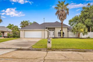 886 On The Green, Biloxi, MS 39532