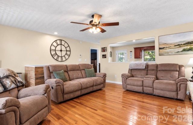 3209 Timothy Lane, Lincolnton, NC 28092