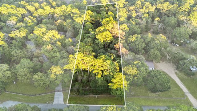 7349 Washington Avenue, Montgomery, TX 77316