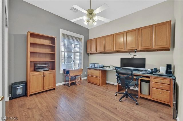 10813 Cedar Forest Avenue, Las Vegas, NV 89144