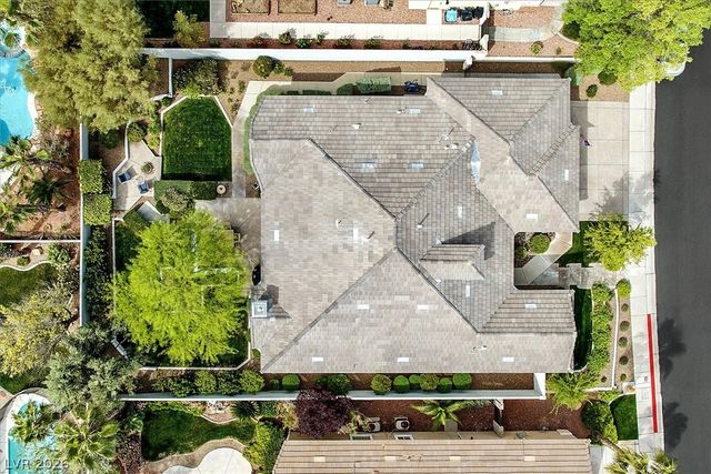 10813 Cedar Forest Avenue, Las Vegas, NV 89144