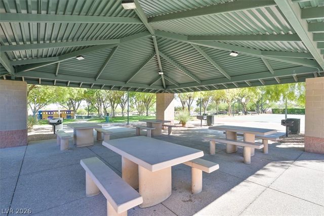 10813 Cedar Forest Avenue, Las Vegas, NV 89144