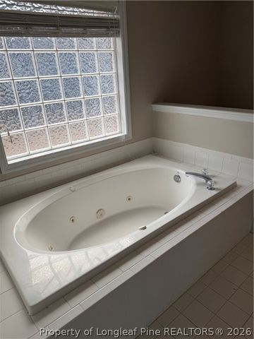 3829 Sunchase Drive, Fayetteville, NC 28306