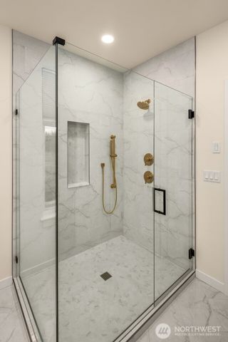 8409 NE 137th Street, Kirkland, WA 98034