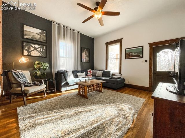 214 N 20th Street, Colorado Springs, CO 80904