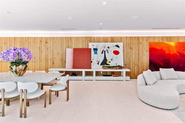 1616 Onaway Dr, Miami, FL 33133