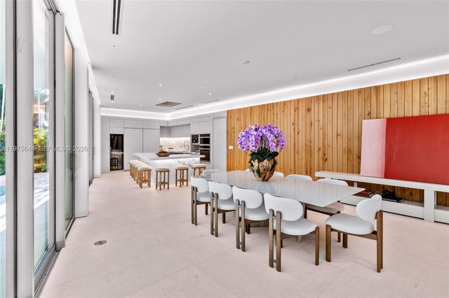 1616 Onaway Dr, Miami, FL 33133