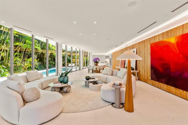 1616 Onaway Dr, Miami, FL 33133