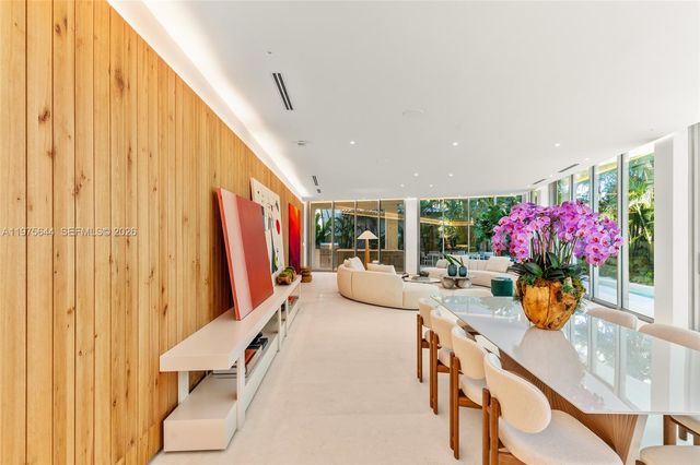 1616 Onaway Dr, Miami, FL 33133