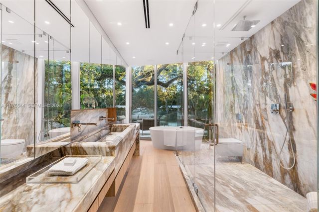 1616 Onaway Dr, Miami, FL 33133