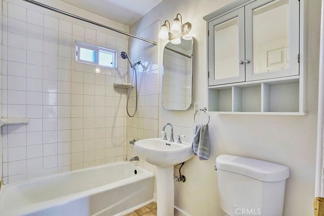1001 S Adams, Fullerton, CA 92832