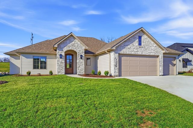 7316 W GOLDEN WILLOW DR, Columbia, MO 65202