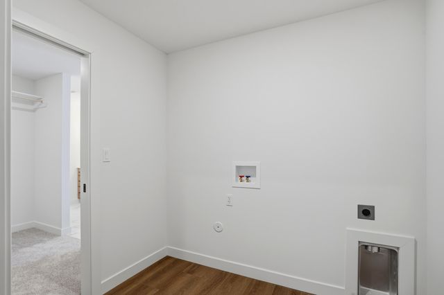 7316 W GOLDEN WILLOW DR, Columbia, MO 65202