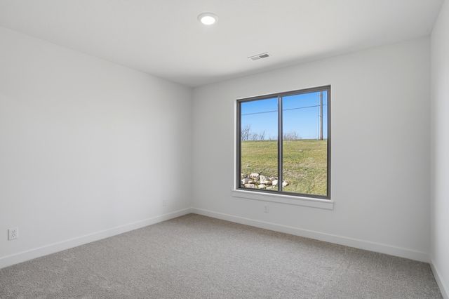 7316 W GOLDEN WILLOW DR, Columbia, MO 65202