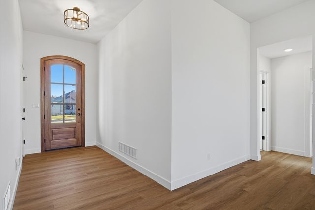 7316 W GOLDEN WILLOW DR, Columbia, MO 65202